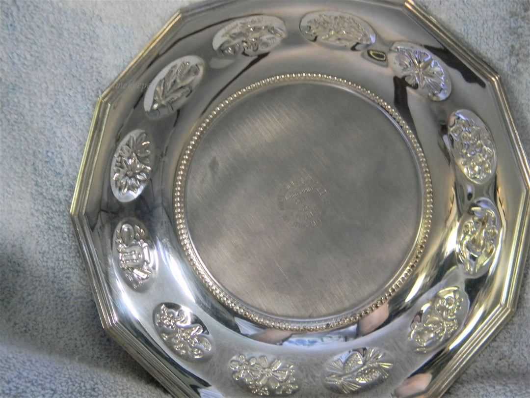 j827 1980 Gorham Limited Edition Norman Rockwell Ceramic and Silver Plate