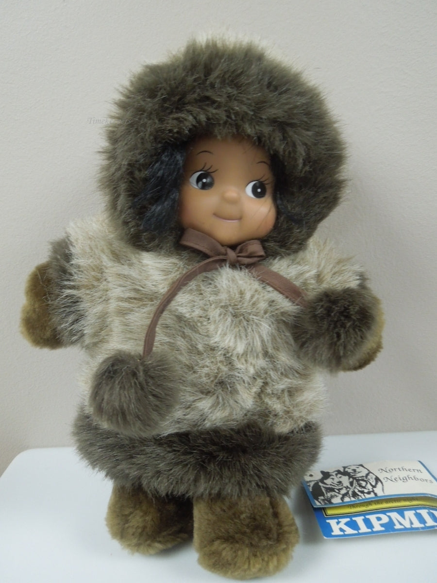 q821 Vintage Kipmik Northern Neighbors - Eskimo Girl Doll, Sailaq 10" Faux Fur Coat