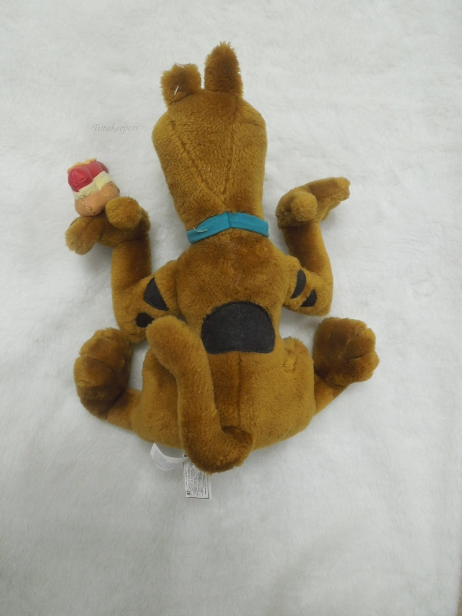 q823 Vintage 1997 Scooby Doo Hanna Barbera Cartoon Network Plush Toy 13".