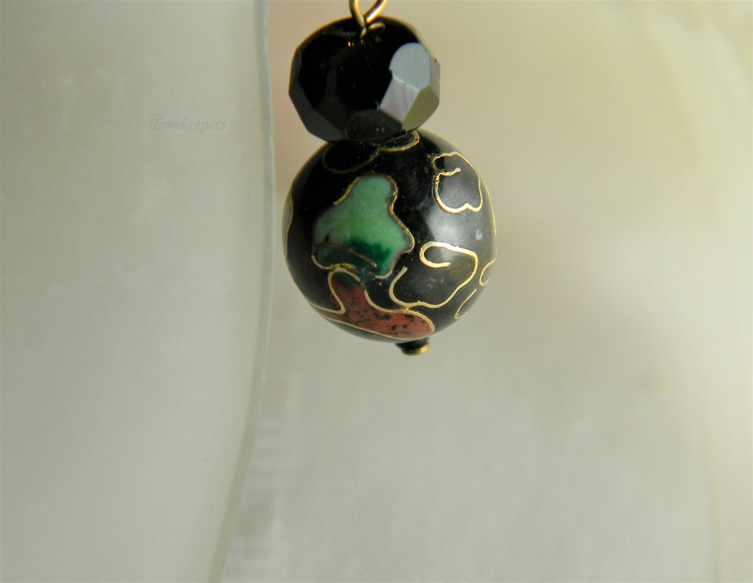 p076 Unique Inlaid Cloisonne Beaded Dangling Earrings in Gold Tone