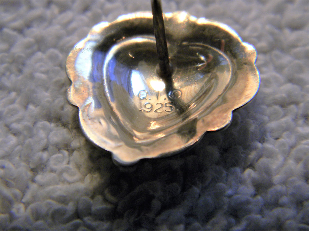 j846 Pretty Sterling Silver Heart Earrings with Butterfly Backs