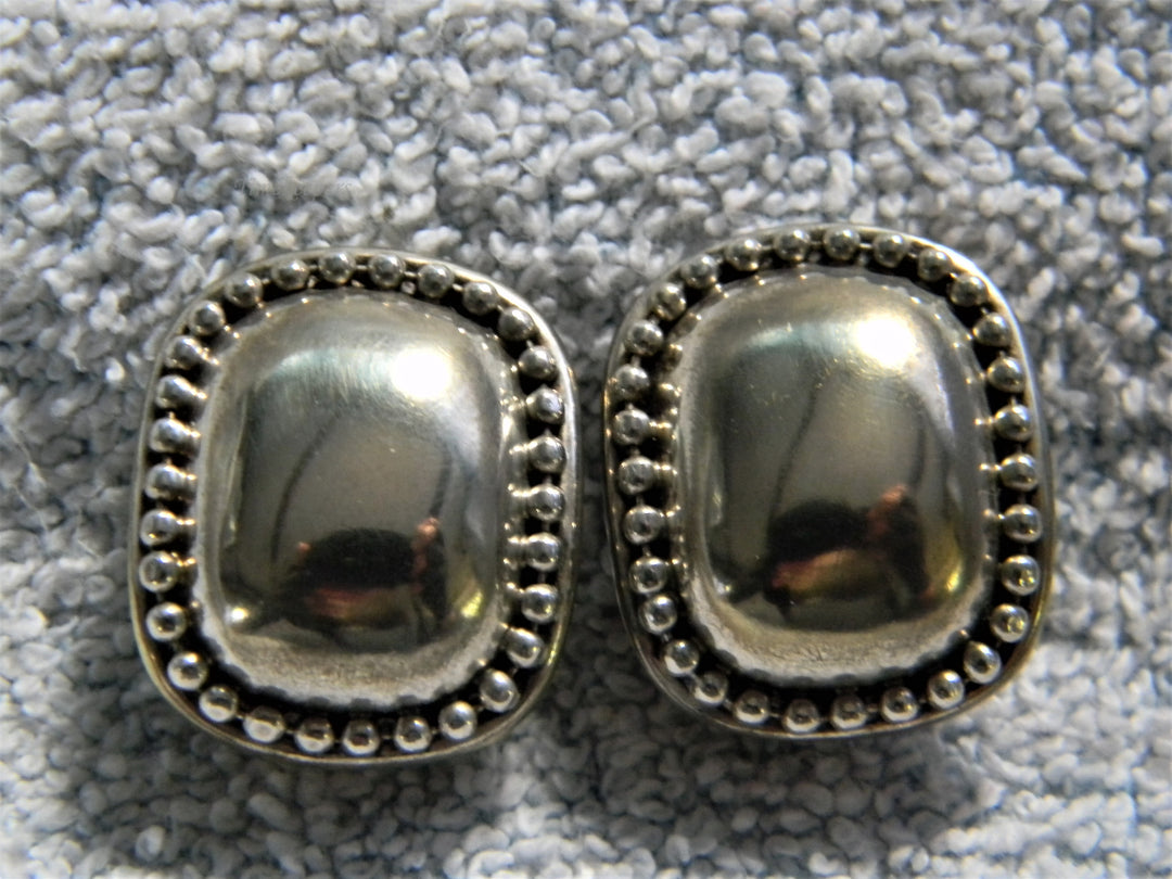 j849 Pretty Vintage Rectangle Sterling Silver and Silver Tone Earrings Clip on