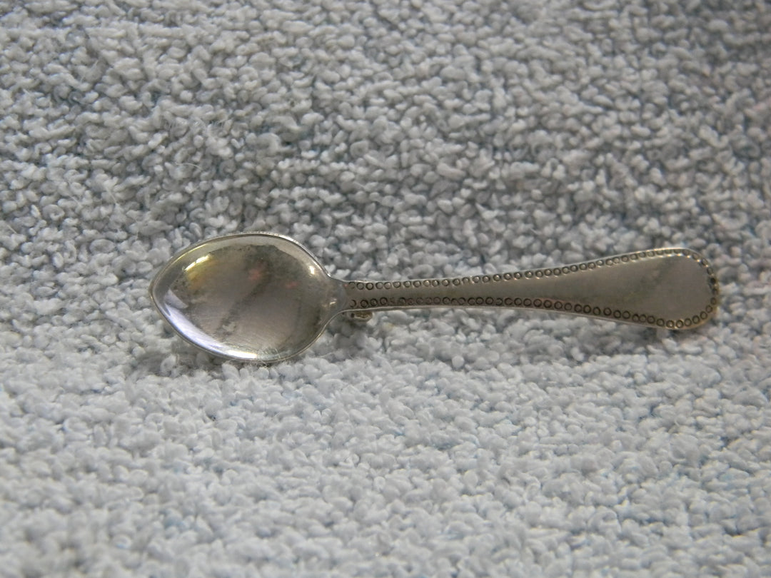 j853 Vintage Sterling Silver Spoon Brooch / Pin