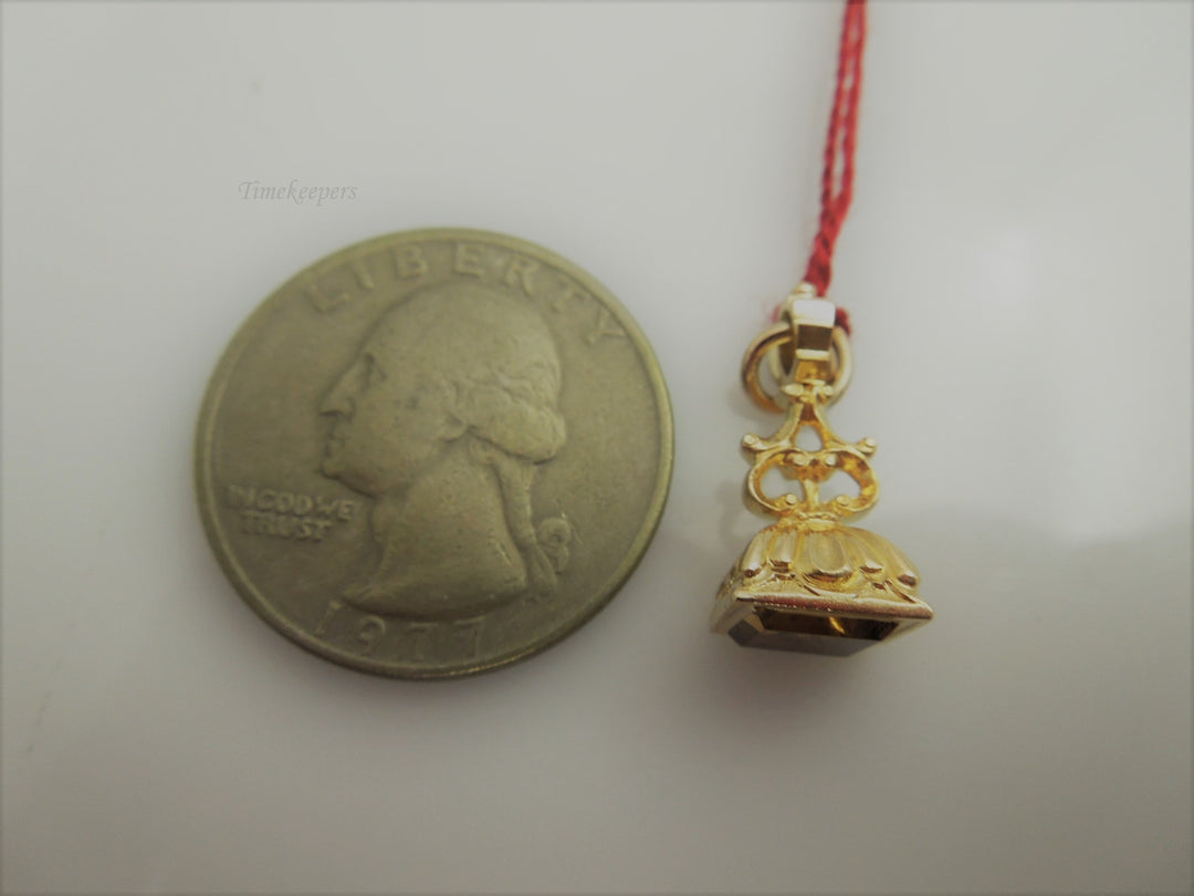 g782 Pretty Ladies Vintage 14kt Yellow Gold Citrine Charm or Pendant