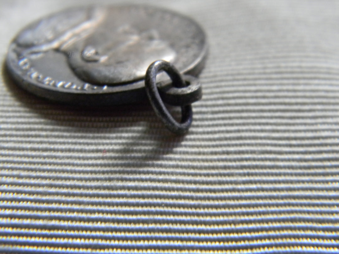 j864 Nice Religious Catholic Pope VI Medal Charm or Pendant in Silver Tone