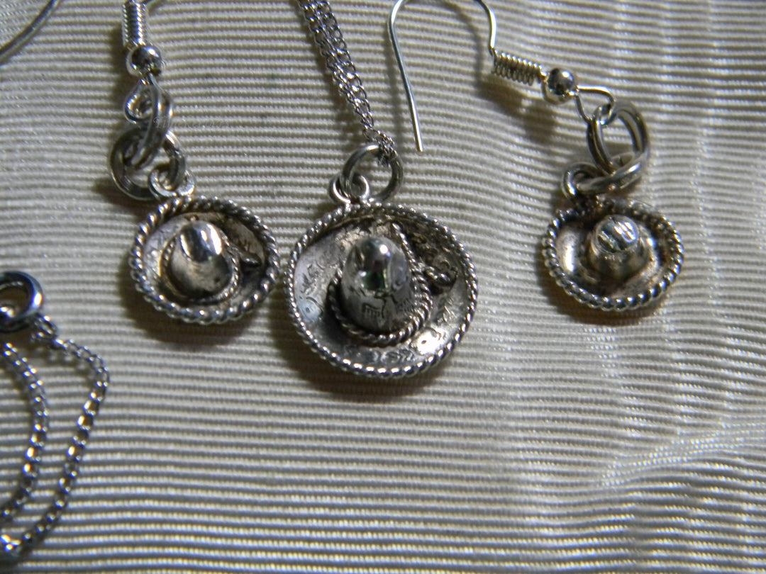 j866 Vintage Sterling Silver Set Sombrero Necklace and Earring Set
