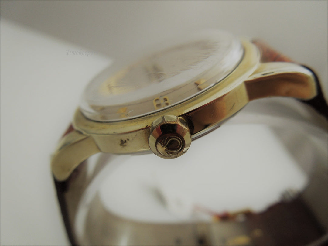 b302 Men's Gold tone Omega wristwatch