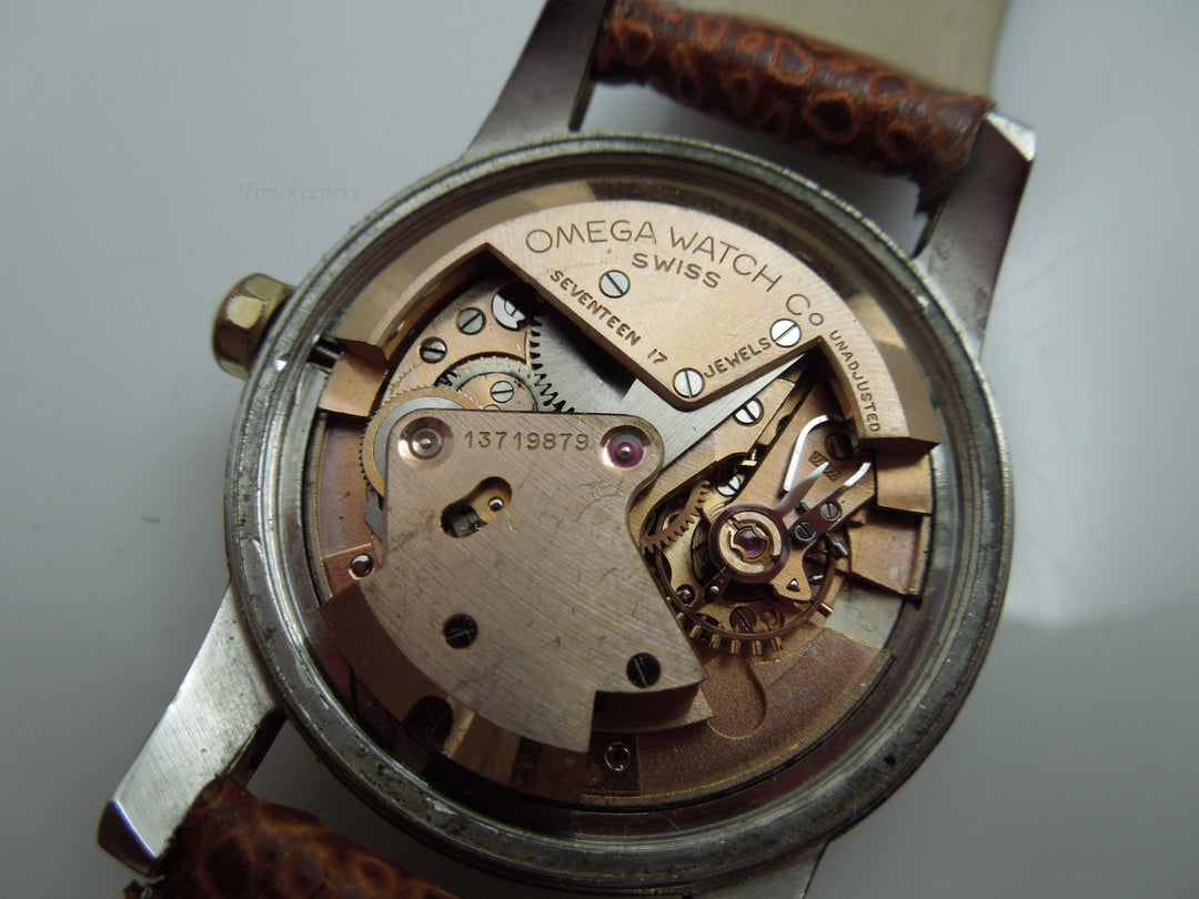 b302 Men's Gold tone Omega wristwatch