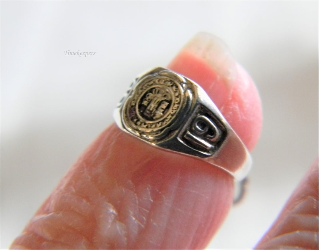 p150 Nice Vintage Sterling Silver School Ring Charm from 1940