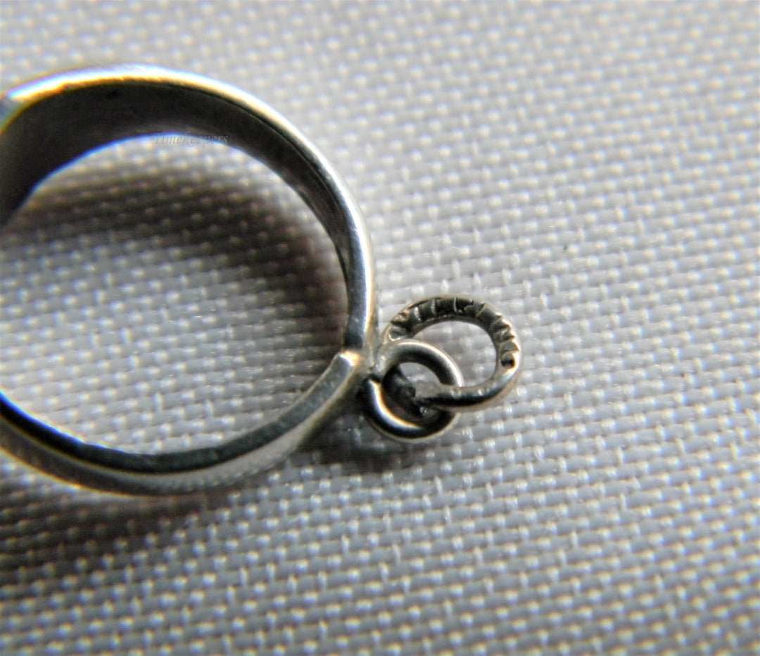 p150 Nice Vintage Sterling Silver School Ring Charm from 1940