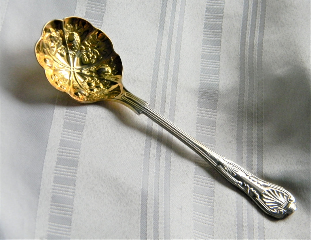 p167 Beautiful Vintage Sheffield Silver Plate Jelly Spoon with Gold Wash Bowl