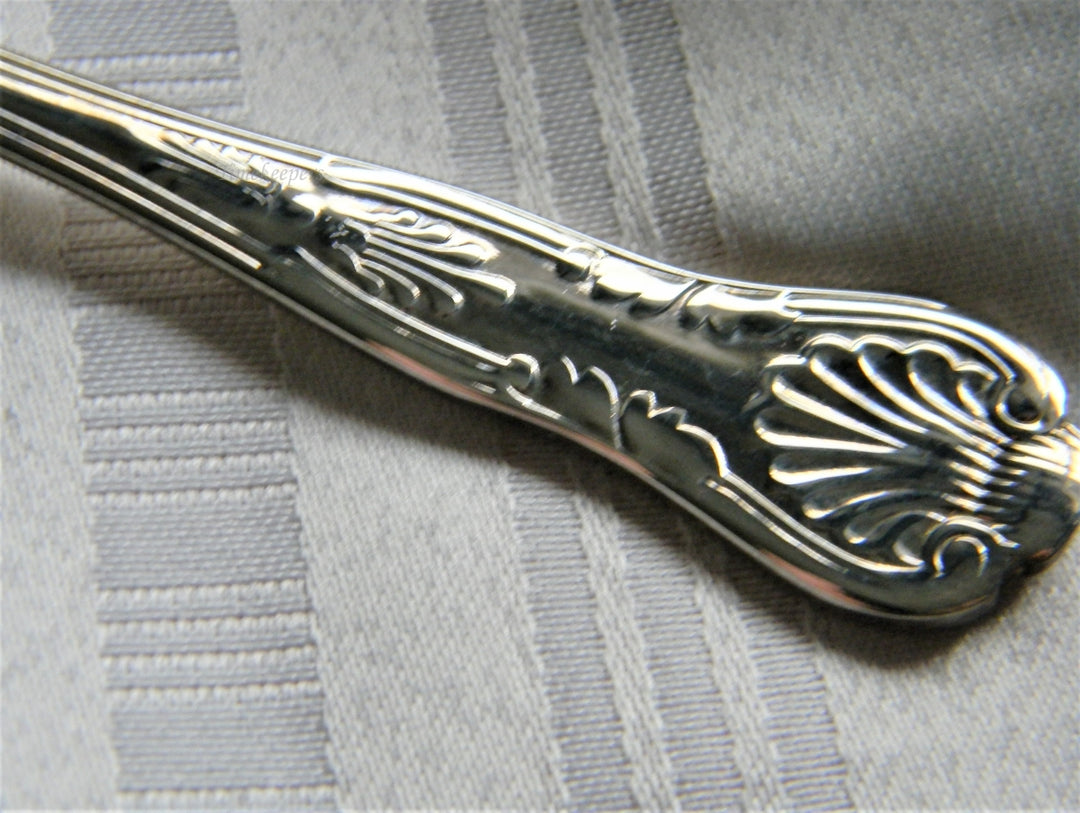 p167 Beautiful Vintage Sheffield Silver Plate Jelly Spoon with Gold Wash Bowl