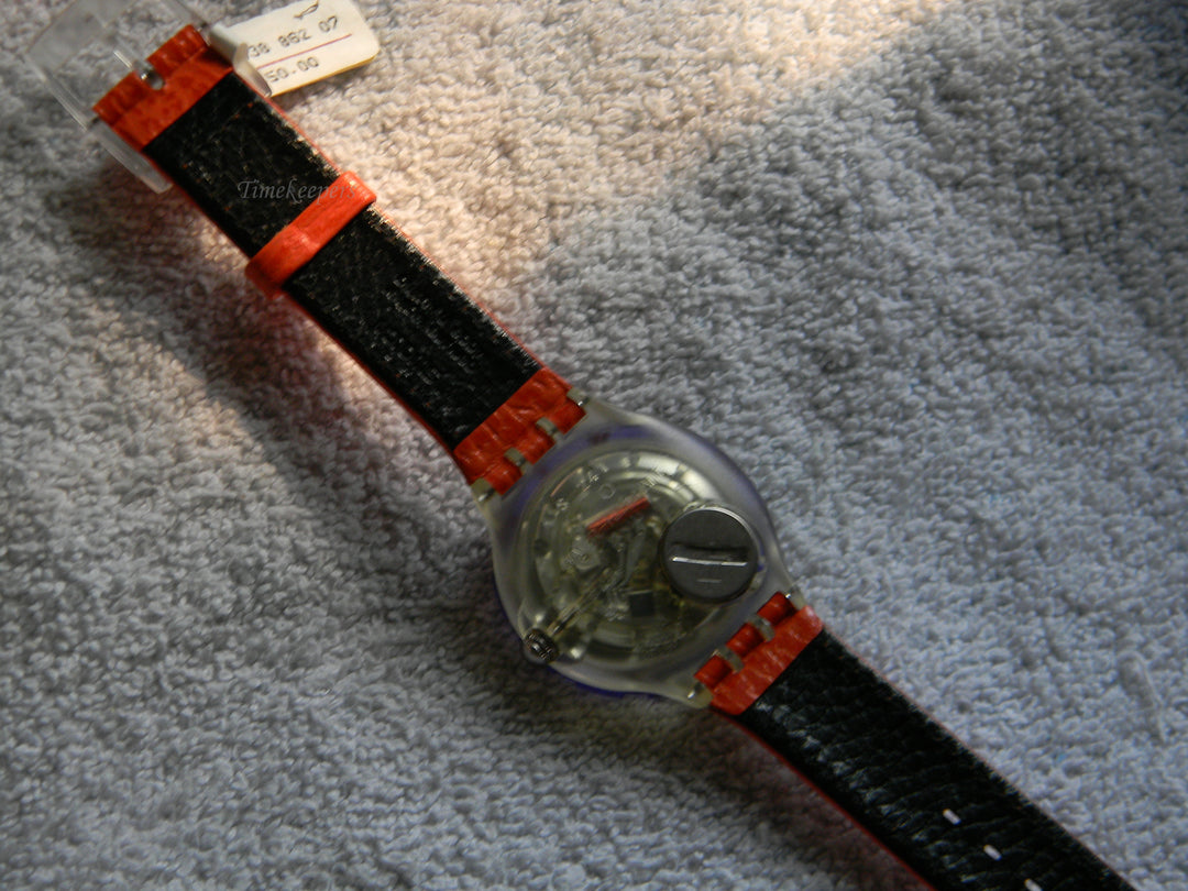 j910 Swatch Watch Red Island Scuba 200 SDK106 Quartz Movement In Box with Papers