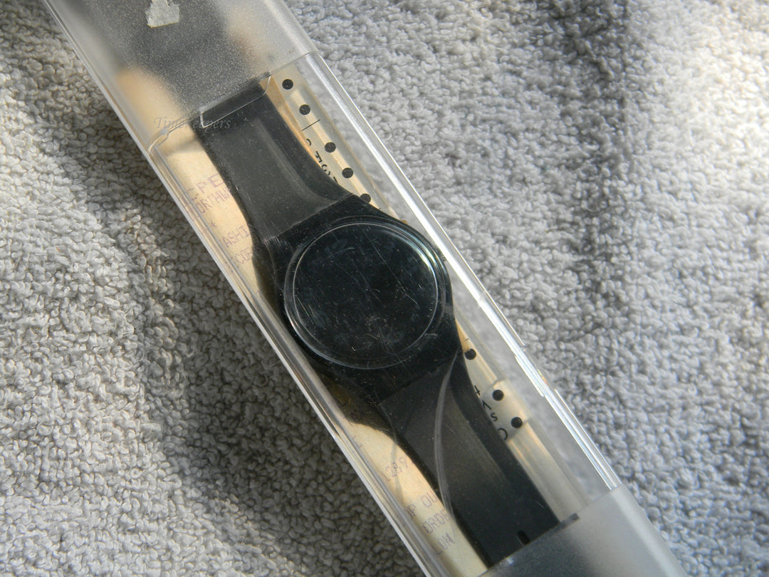 j911 Swatch Watch 1992 After Dark GB144 Quartz Movement In Box with Papers