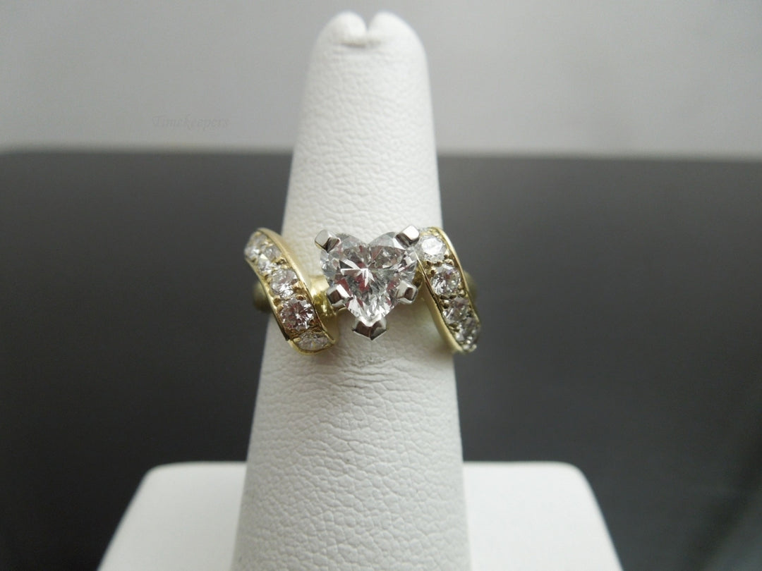 g850 Gorgeous Ladies Heart Shaped Diamond Engagement Ring Set in 21.6kt Yellow Gold