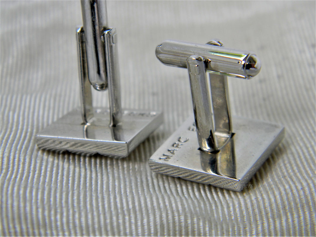 j241 Handsome Mark Ecko Geometric Design Cuff Links in Silver Tone