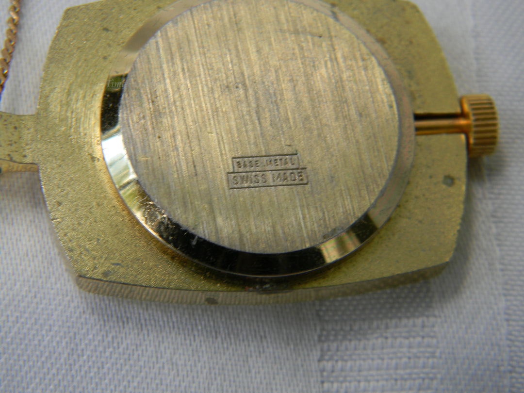 j918 Retro Endura Rectangle Pendant watch with 24" Chain in Gold Tone