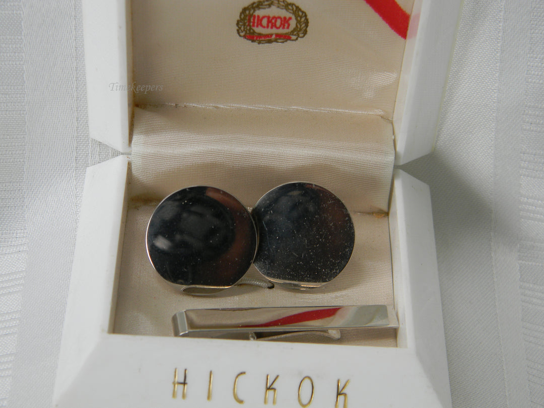 j927 Handsome Hickok Cufflinks and Tie Bar set in Original Box