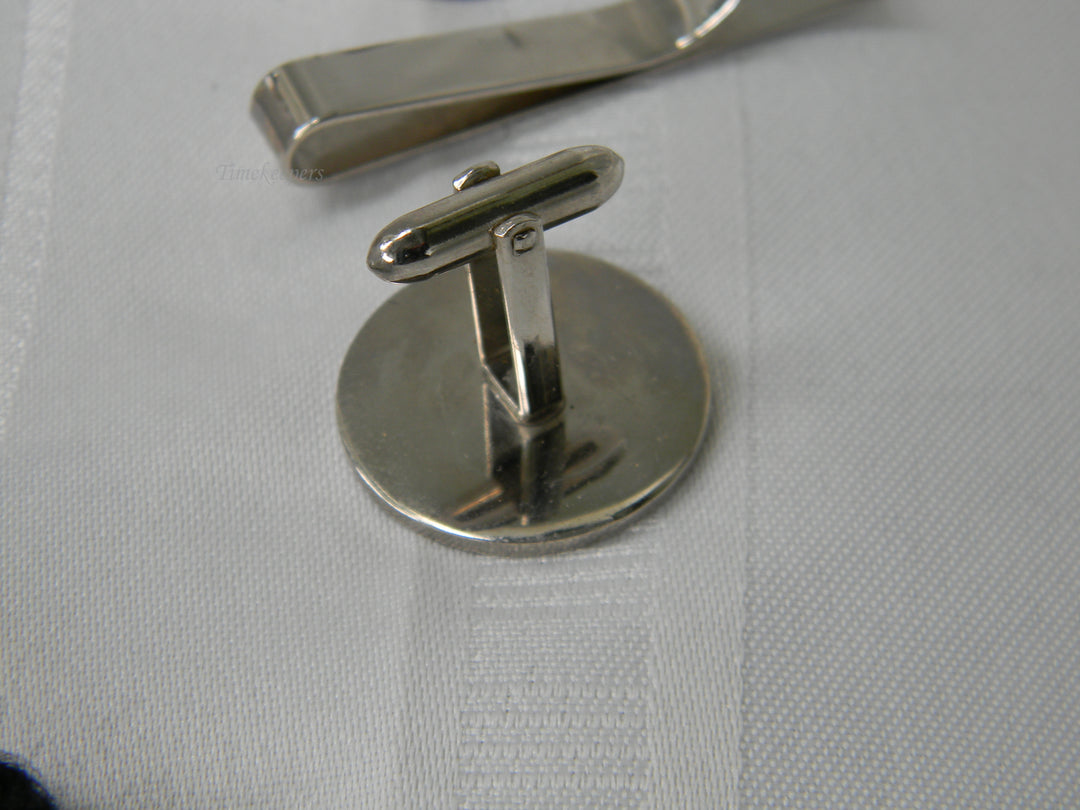 j927 Handsome Hickok Cufflinks and Tie Bar set in Original Box