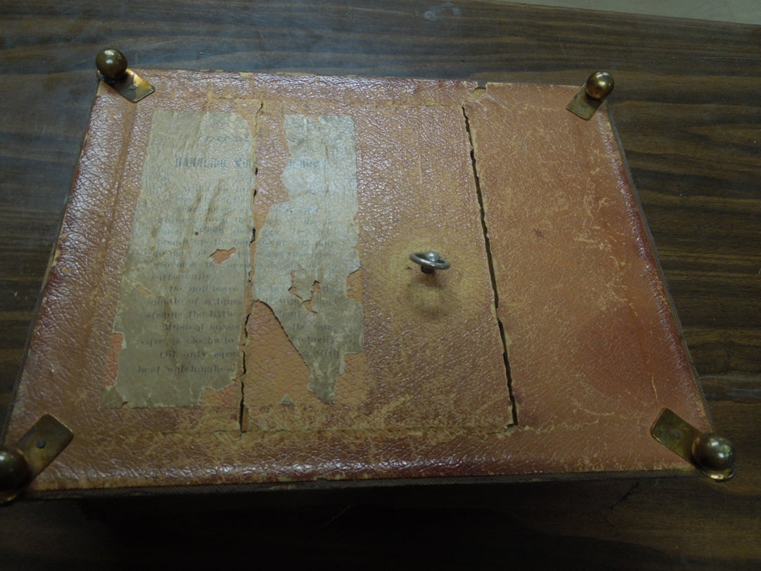 q942 Antique Victorian Celluloid Photo graph Album with Music Box