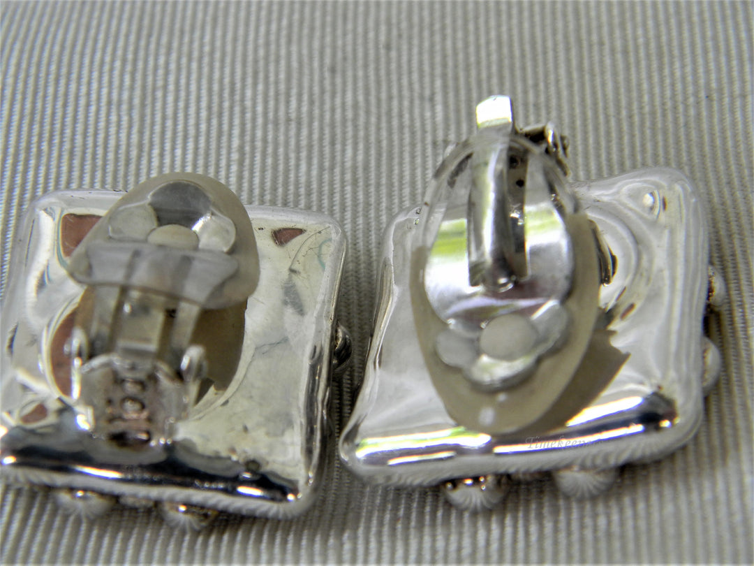 j252 Beautiful Sterling Silver Square Clip Earrings with Red &amp; Purple Stones