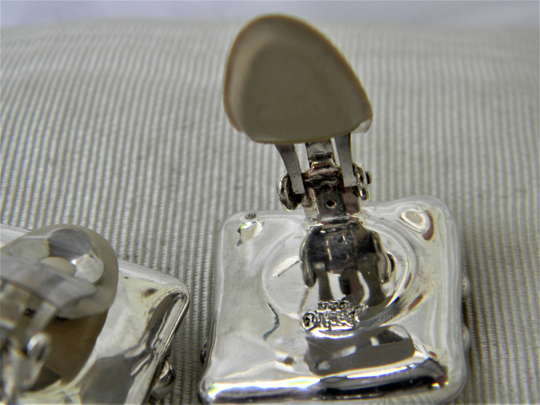 j252 Beautiful Sterling Silver Square Clip Earrings with Red &amp; Purple Stones