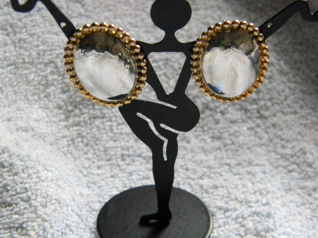 j929 Beautiful Oval Sterling Silver Earrings on Posts with Gold Wash Frame