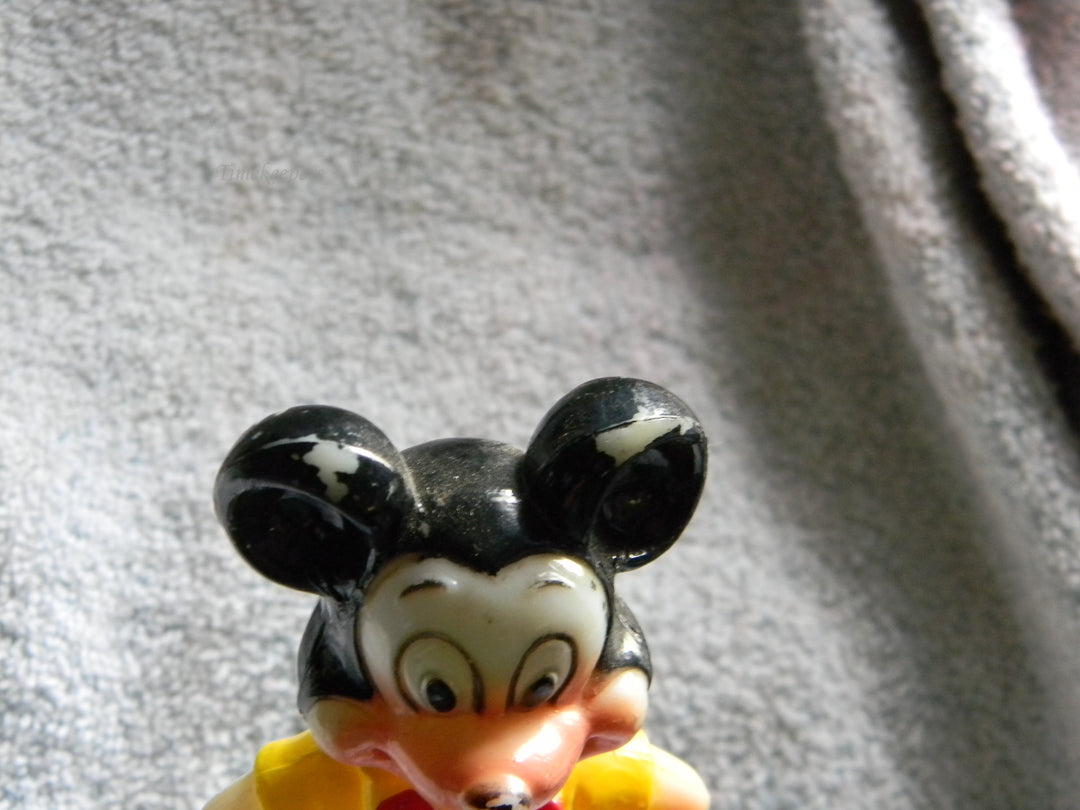j930 Vintage Plastic MICKEY MOUSE Figure from Hong Kong 1960's