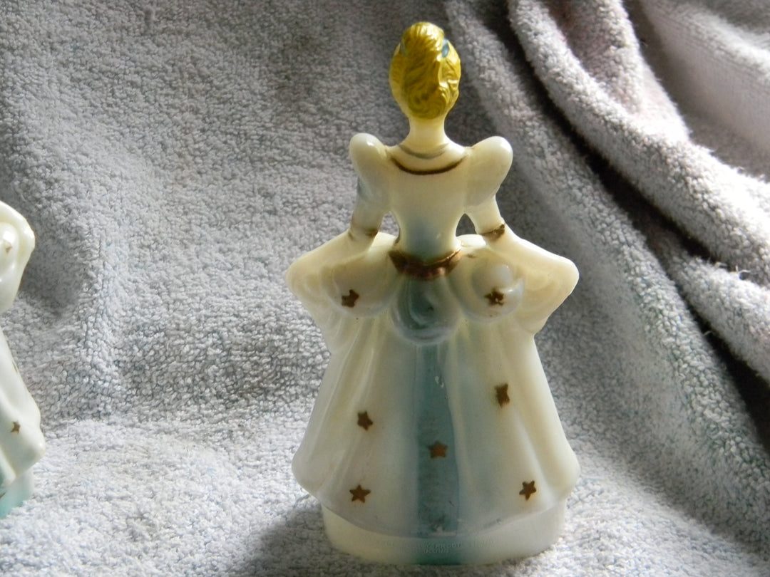 j931 Vintage Plastic Cinderella Figure/ Cake Topper from Hong Kong 1960's