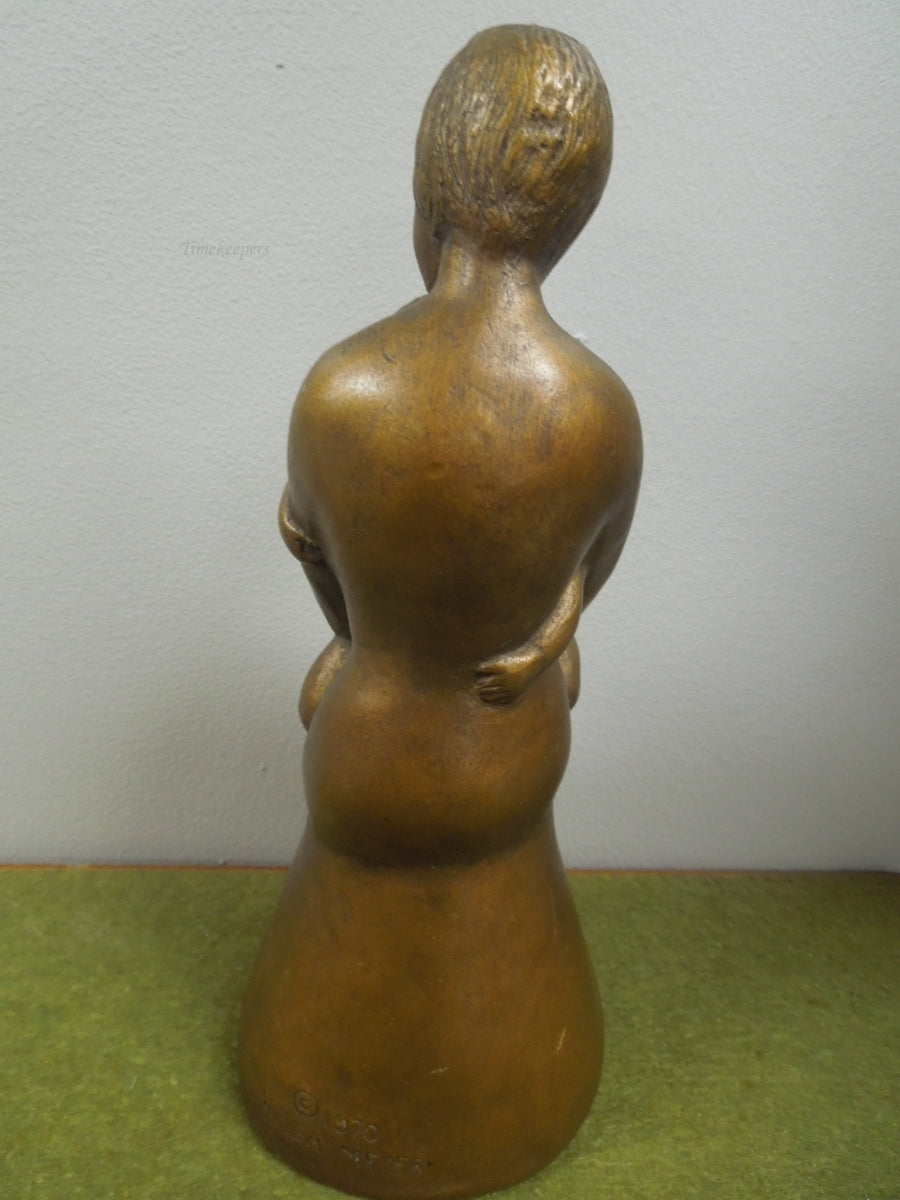 q949 1970 HELGA MEYER Replica Sculpture "Together" Mother and Baby Figurine, Vintage 8"