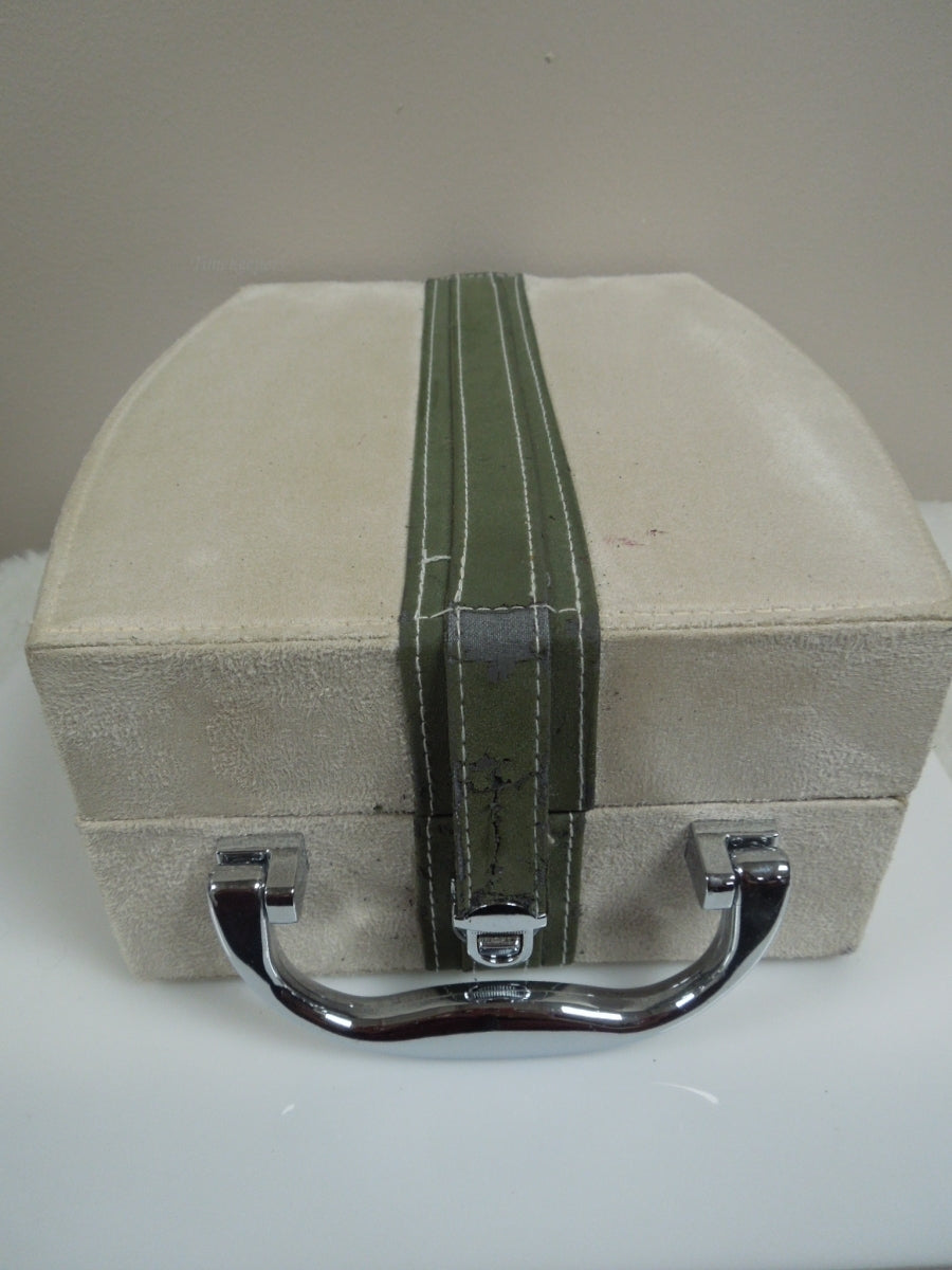 q958 Vintage Jewelry Box 2 Tier Beige Cream Faux Velvet Mirror USA