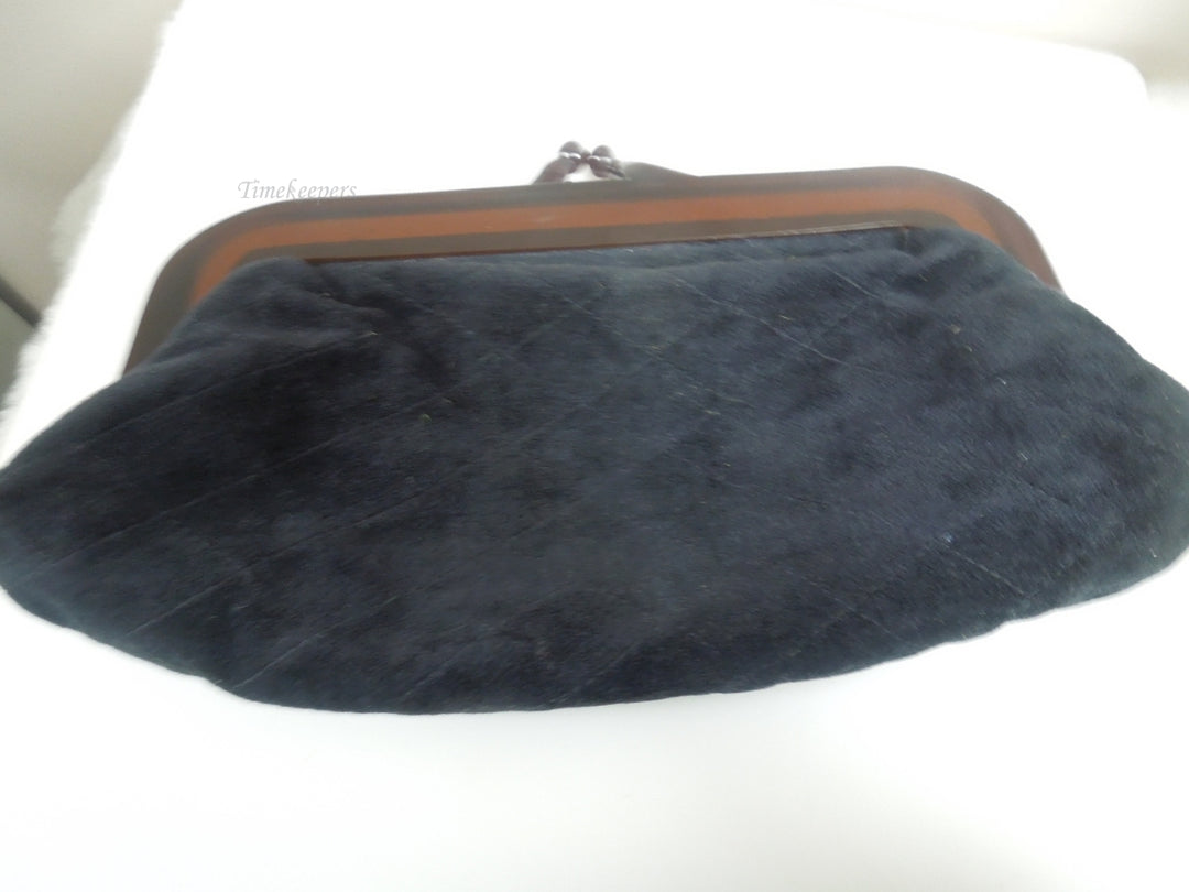 q960 Vintage Black Velvet Evening Bag Clutch Purse Collectible Handbag