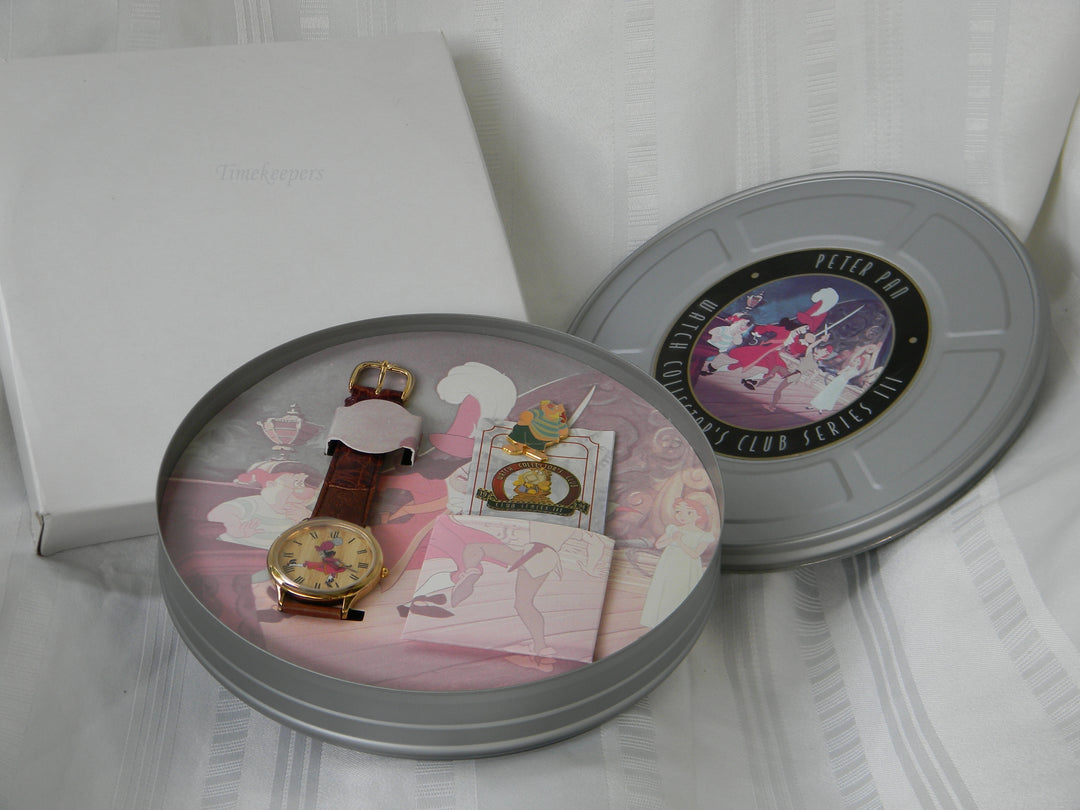 j950 Disney Collector Captain Hook Watch in Movie Reel Case 1994