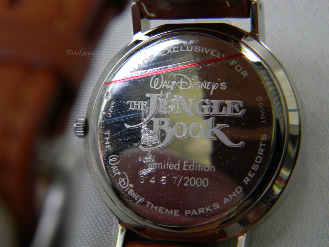 j952 Disney's Jungle Book Wrist Watch with Baloo for the Collector Original box