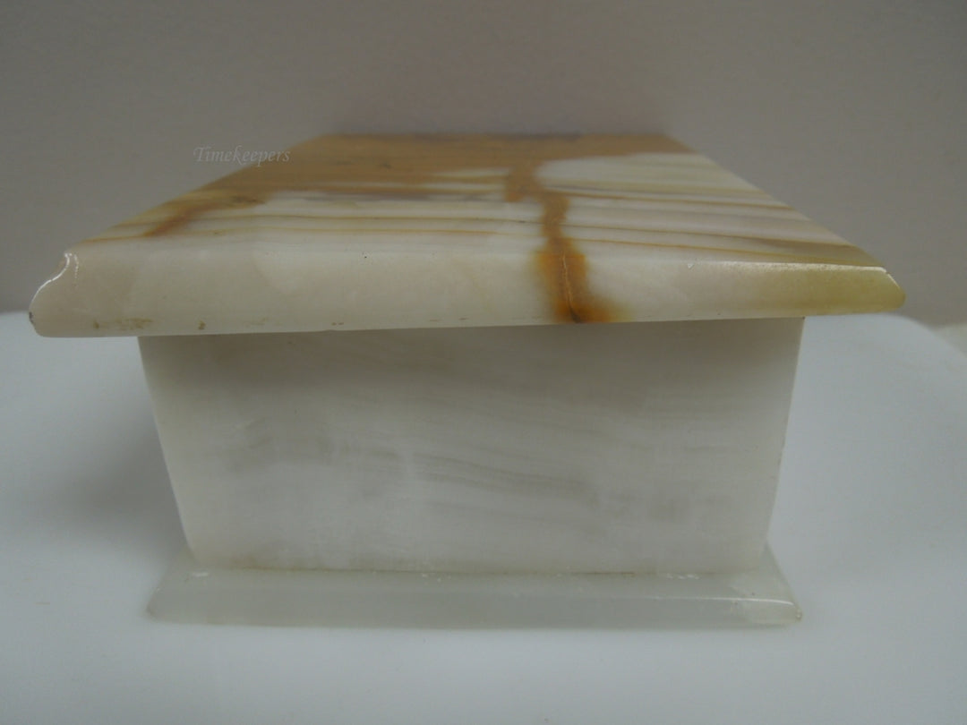 q980 Vintage Marble Cream White Hinged Trinket Box Jewelry Box or Multi purpose Box Handmade