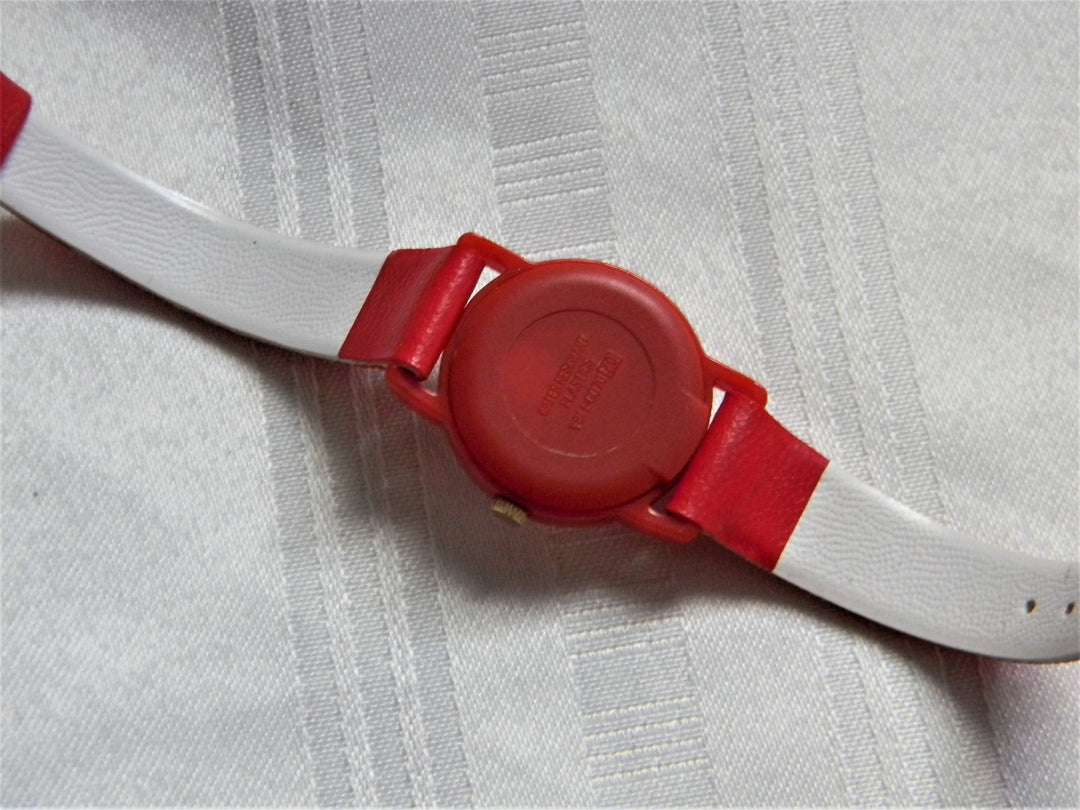 j963 Great Little Minnie Mouse Lorus Quartz Watch in Red