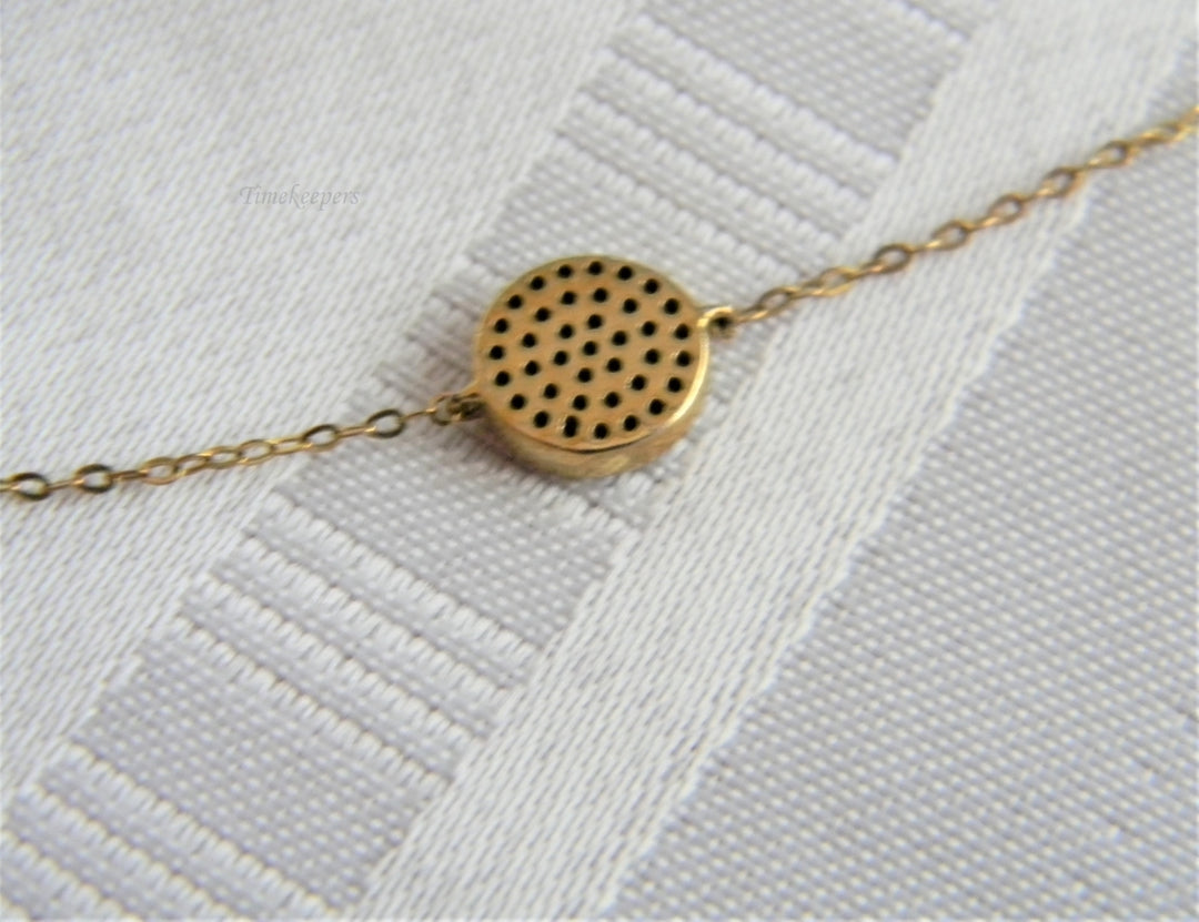 p237 Lovely Gold Tone Rolo Chain Bracelet with Small Medallion Covered with CZ