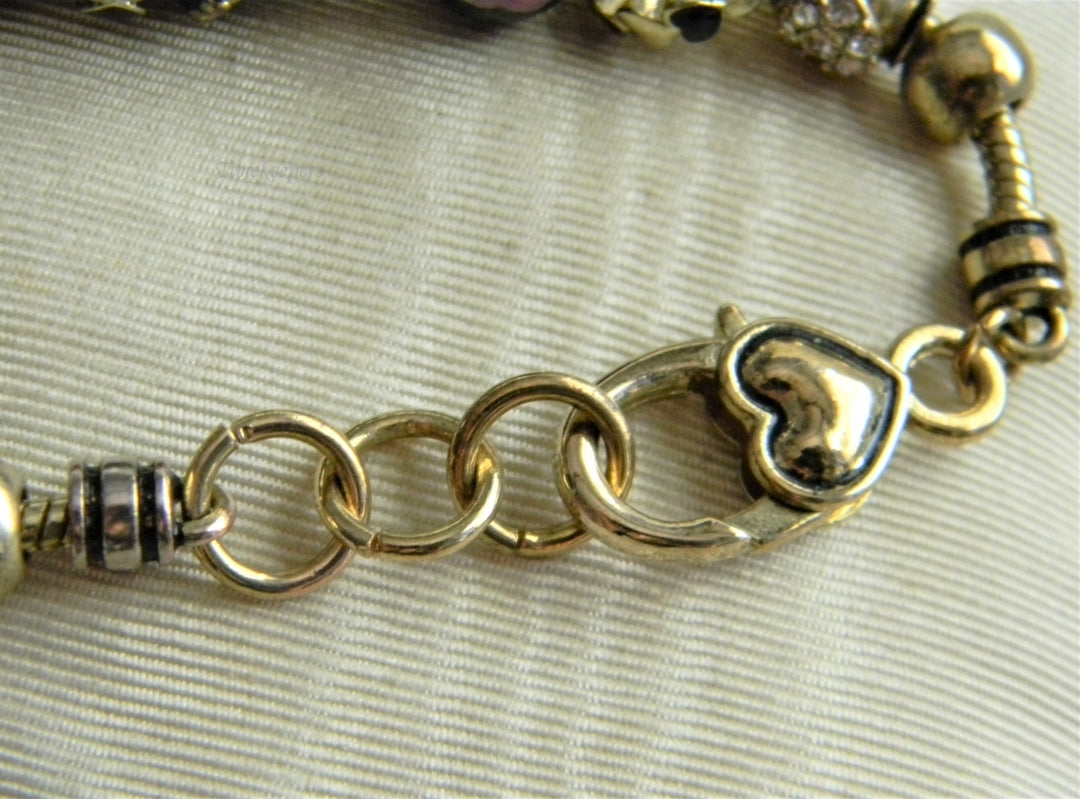 p241 Nice Silver Tone European Charm Bracelet with 15 Slide Charms