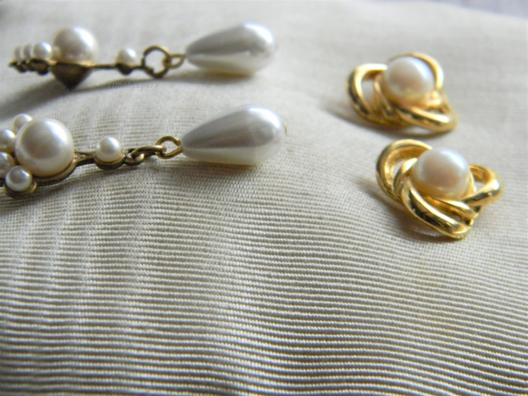 p254 Vintage Two Pair Pretty Gold Tone Earrings with Faux Pearls Dangle and Stud