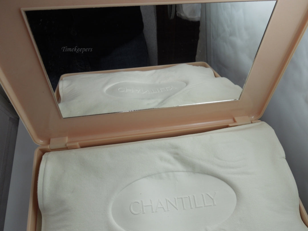 h685 Vintage Chantilly Perfume Case with Mirror Powder Soap Lotion