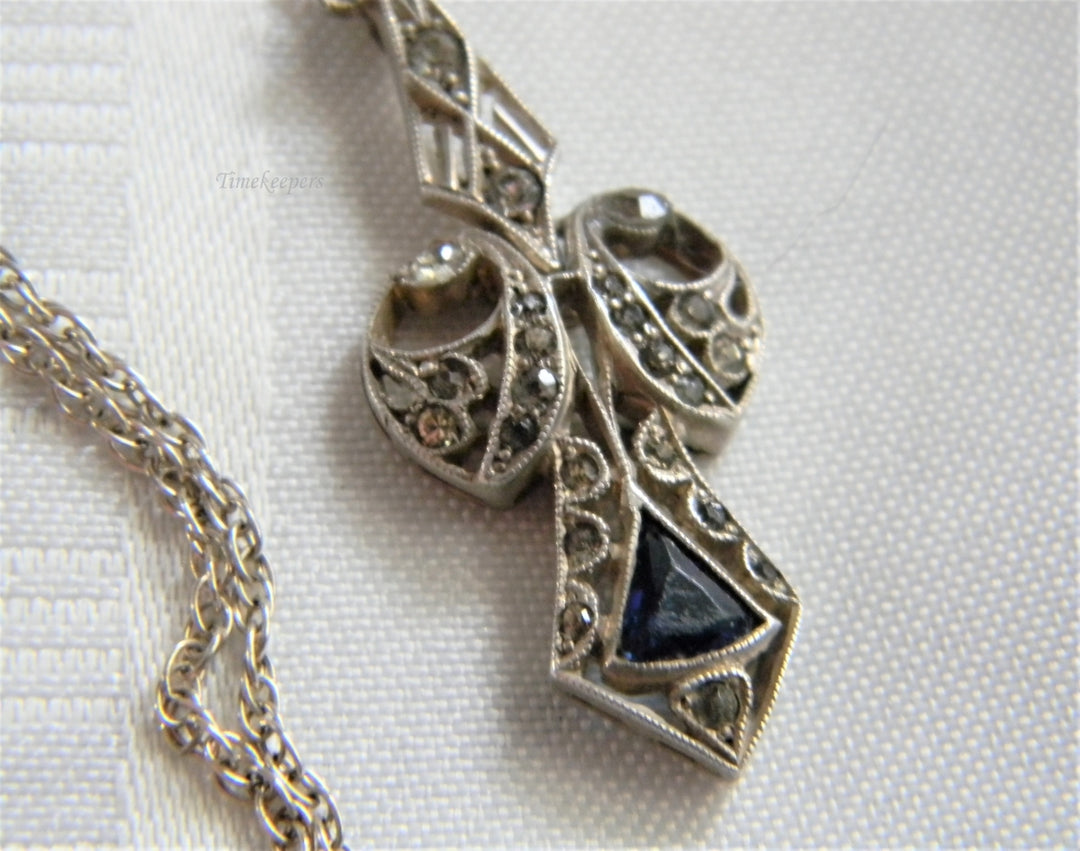 p262 Vintage 925 Sterling Silver Rope Chain with Filigree Cross Pendant