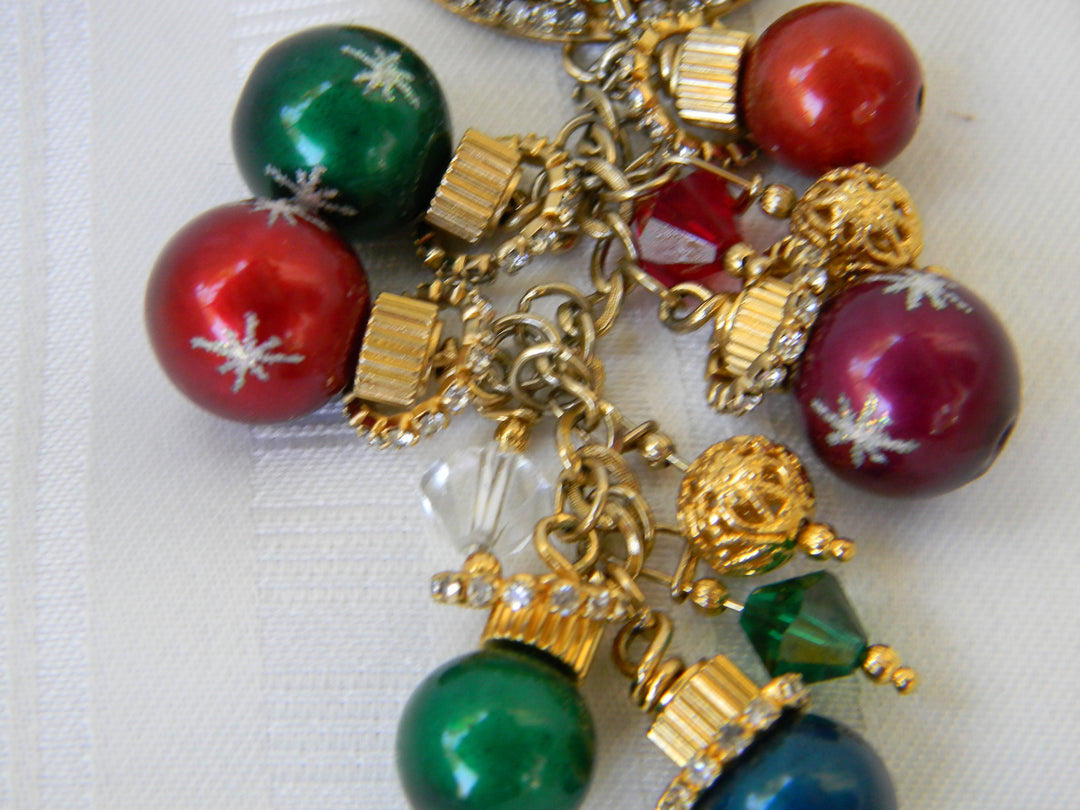 h388 Stunning Lunch at the Ritz Convertible Poinsettia Christmas Brooch/ Pendant