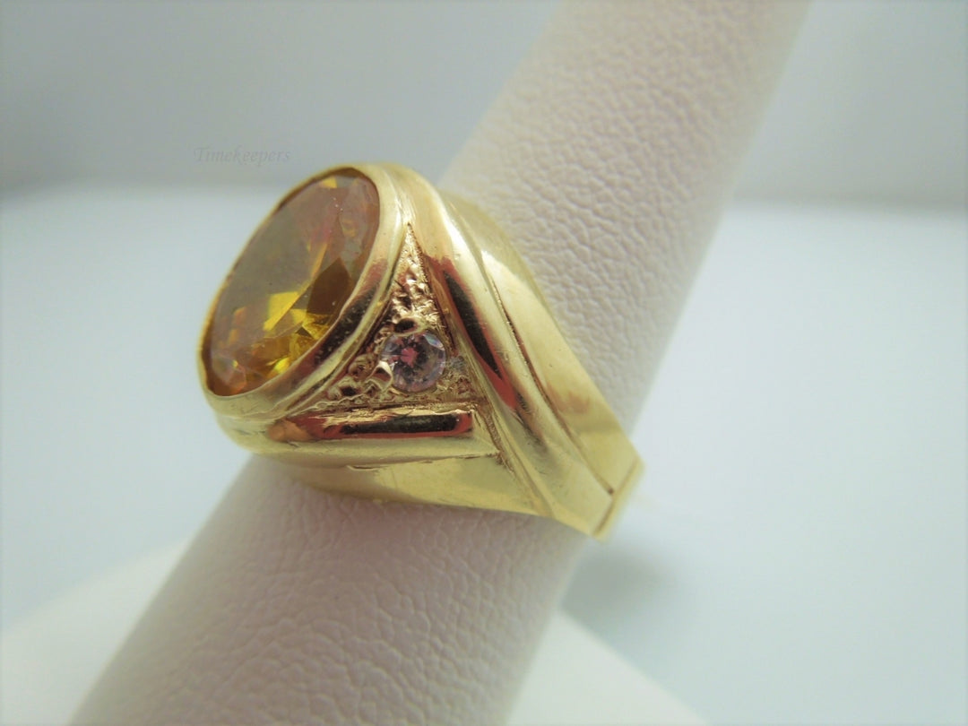 g938 Stylish Unisex Lab Created Yellow Topaz Ring set in 14kt Yellow Gold