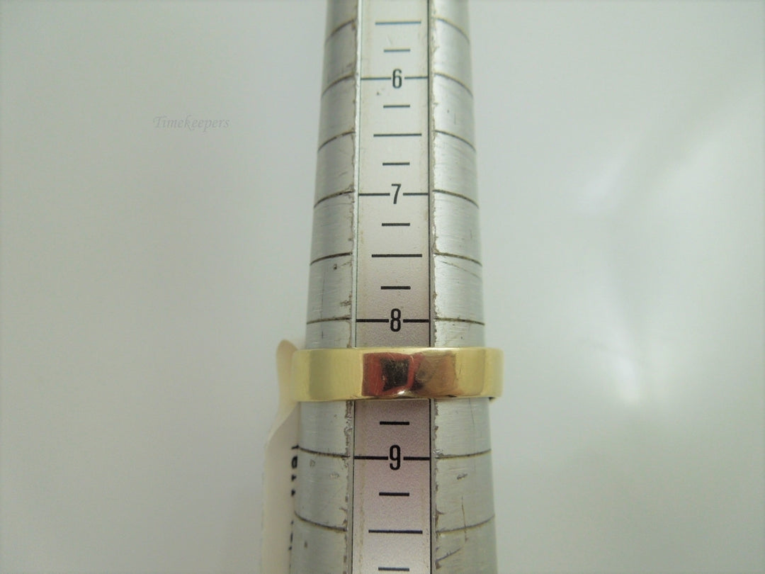 g938 Stylish Unisex Lab Created Yellow Topaz Ring set in 14kt Yellow Gold