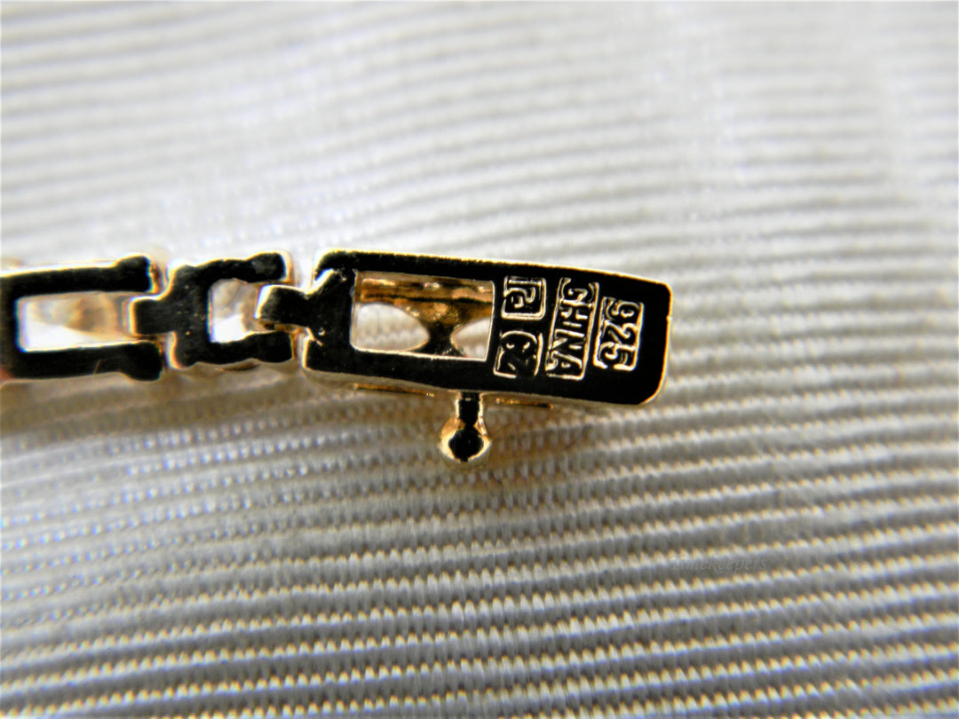 j345 Lovely Sterling Silver Gold Washed Tennis Bracelet with Clear Stones