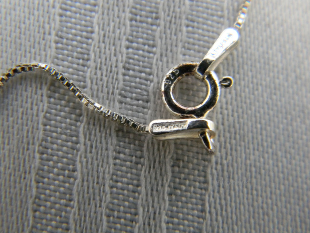 j342 Beautiful Sterling Silver Heart Pendant with Purple Stones on 18" Box Chain