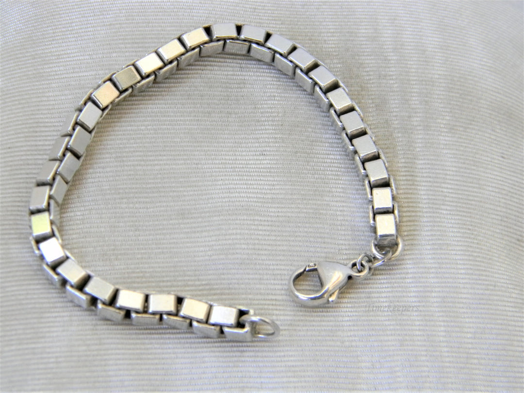 j351 Nice Sterling Silver Large Box Chain Bracelet 7" Long
