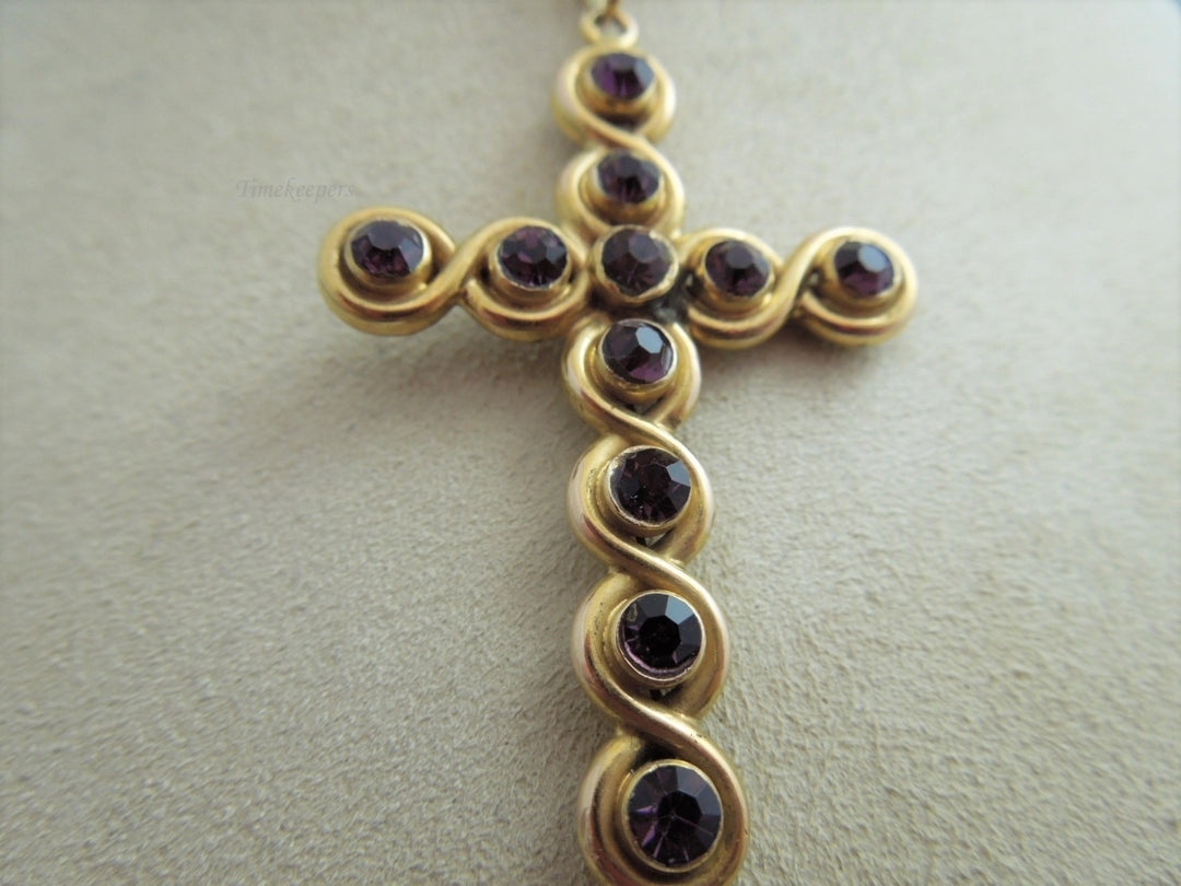 c397 Gorgeous 14kt Yellow Gold 20" Long Box Chain and Purple Stone Cross