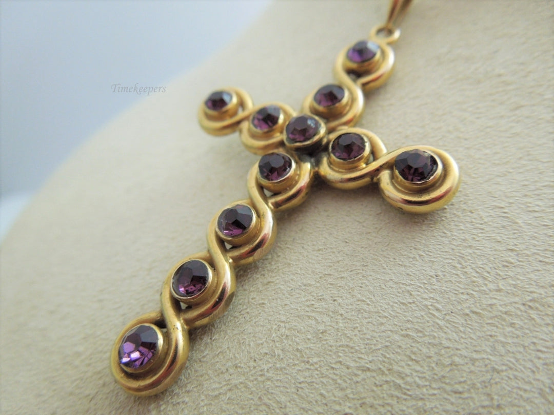 c397 Gorgeous 14kt Yellow Gold 20" Long Box Chain and Purple Stone Cross