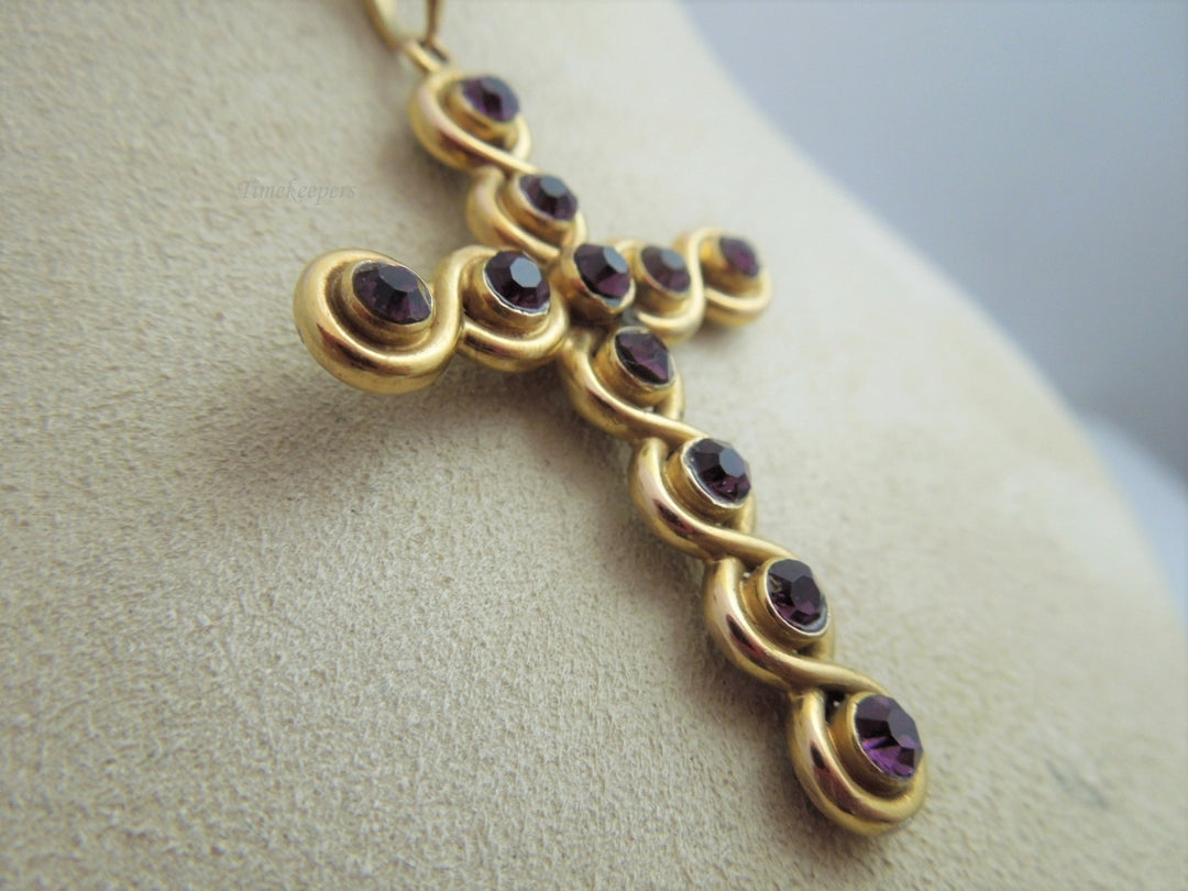 c397 Gorgeous 14kt Yellow Gold 20" Long Box Chain and Purple Stone Cross